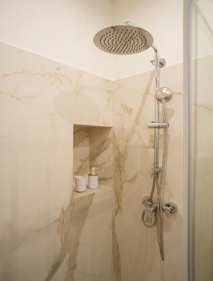 Eleveng Apartment Рим Екстериор снимка