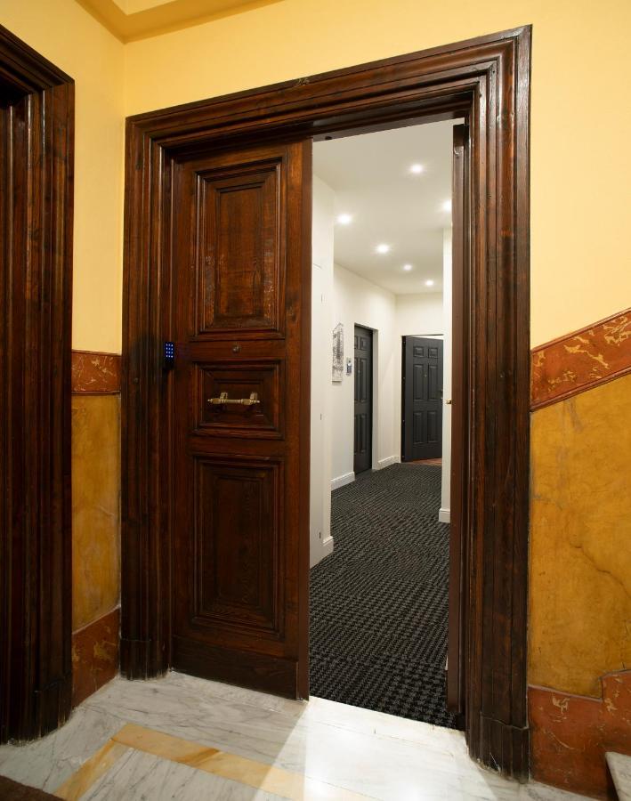 Eleveng Apartment Рим Екстериор снимка